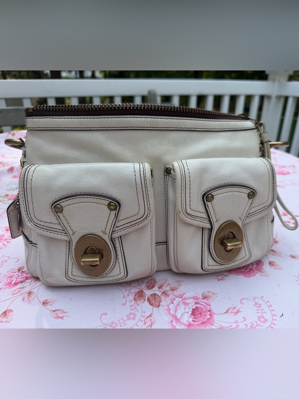 Cream coach legacy Turn-lock shoulder bag